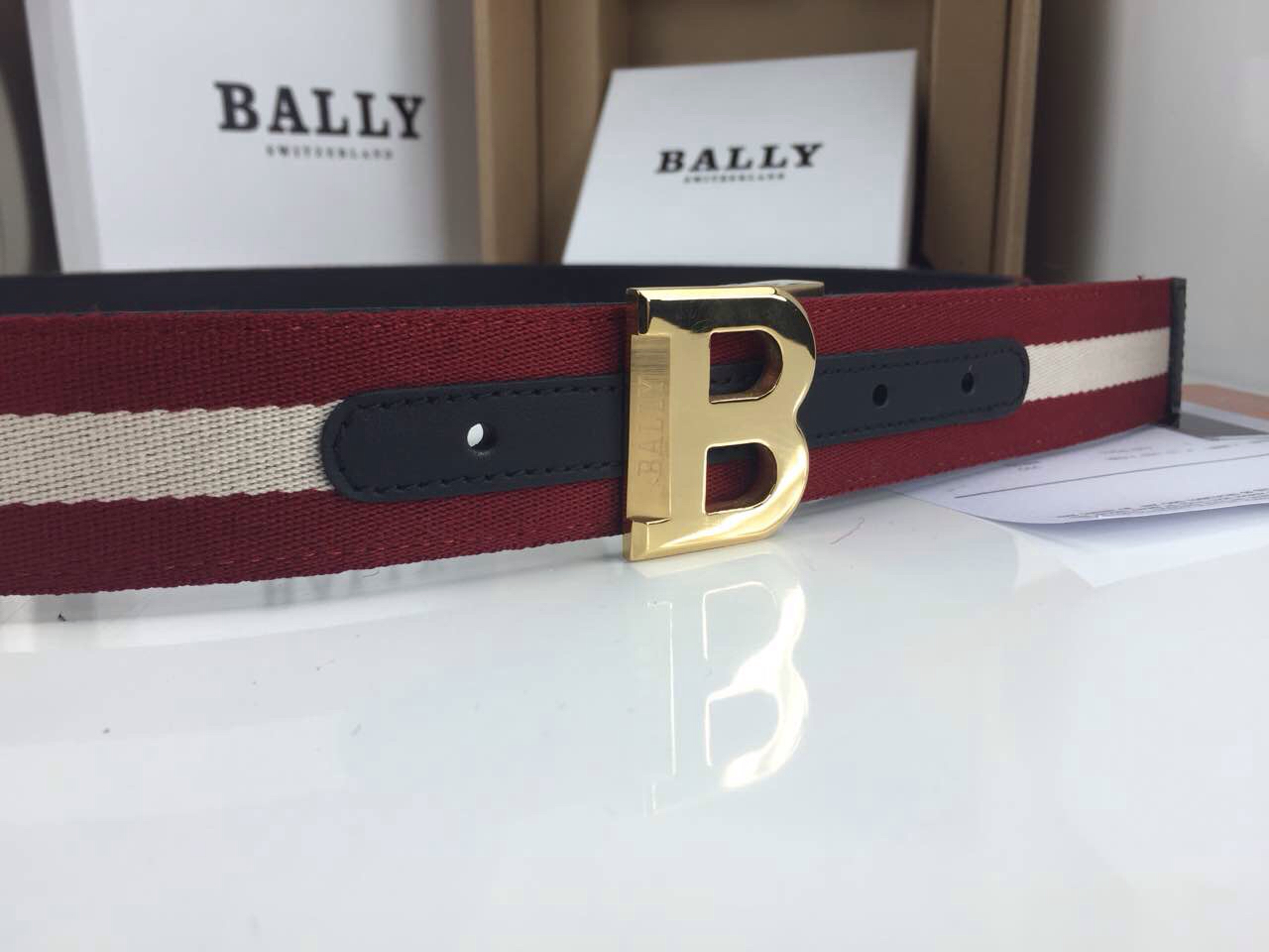 Bally 巴莉 男士皮带 带身红色拼黑色 360度旋转不锈钢扣