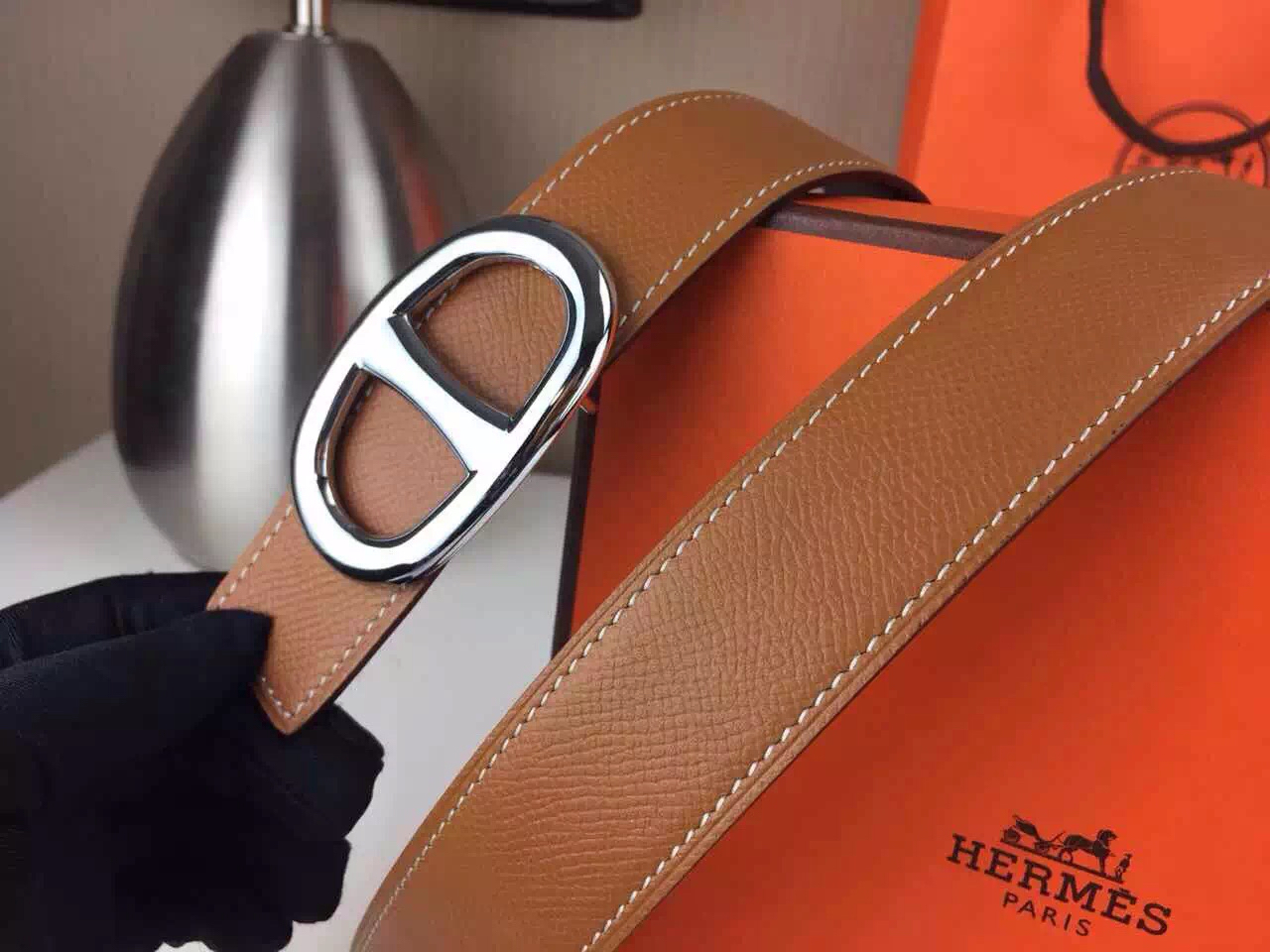 Hermes爱马仕皮带货源 扣头设计新颖 棕色掌纹