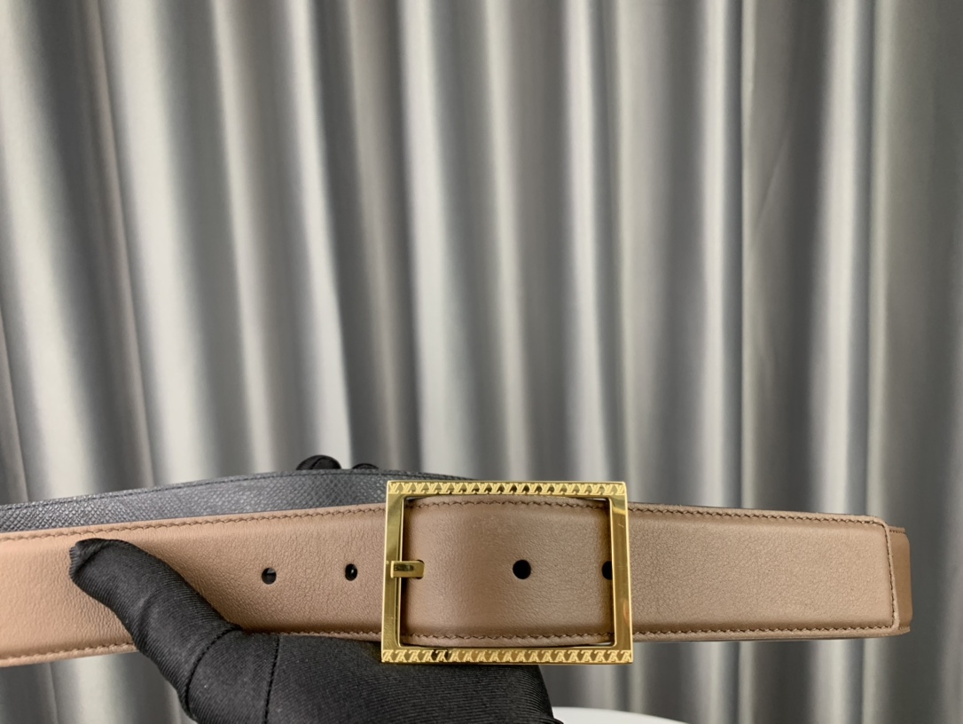 【￥530】VV家新款针扣 优雅知性 形象扣搭配VV家专用进口牛皮带身 带宽4.0cm 码数85-105欧 包装精美